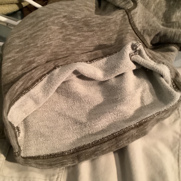 GAP casual drawstring shorts XL - Picture 3 of 3